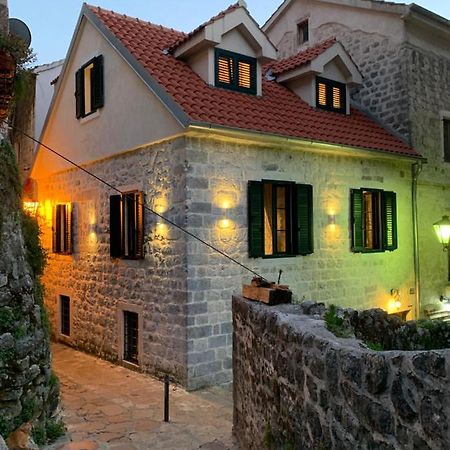 Kazin Supreme Hotel Kotor Exterior photo
