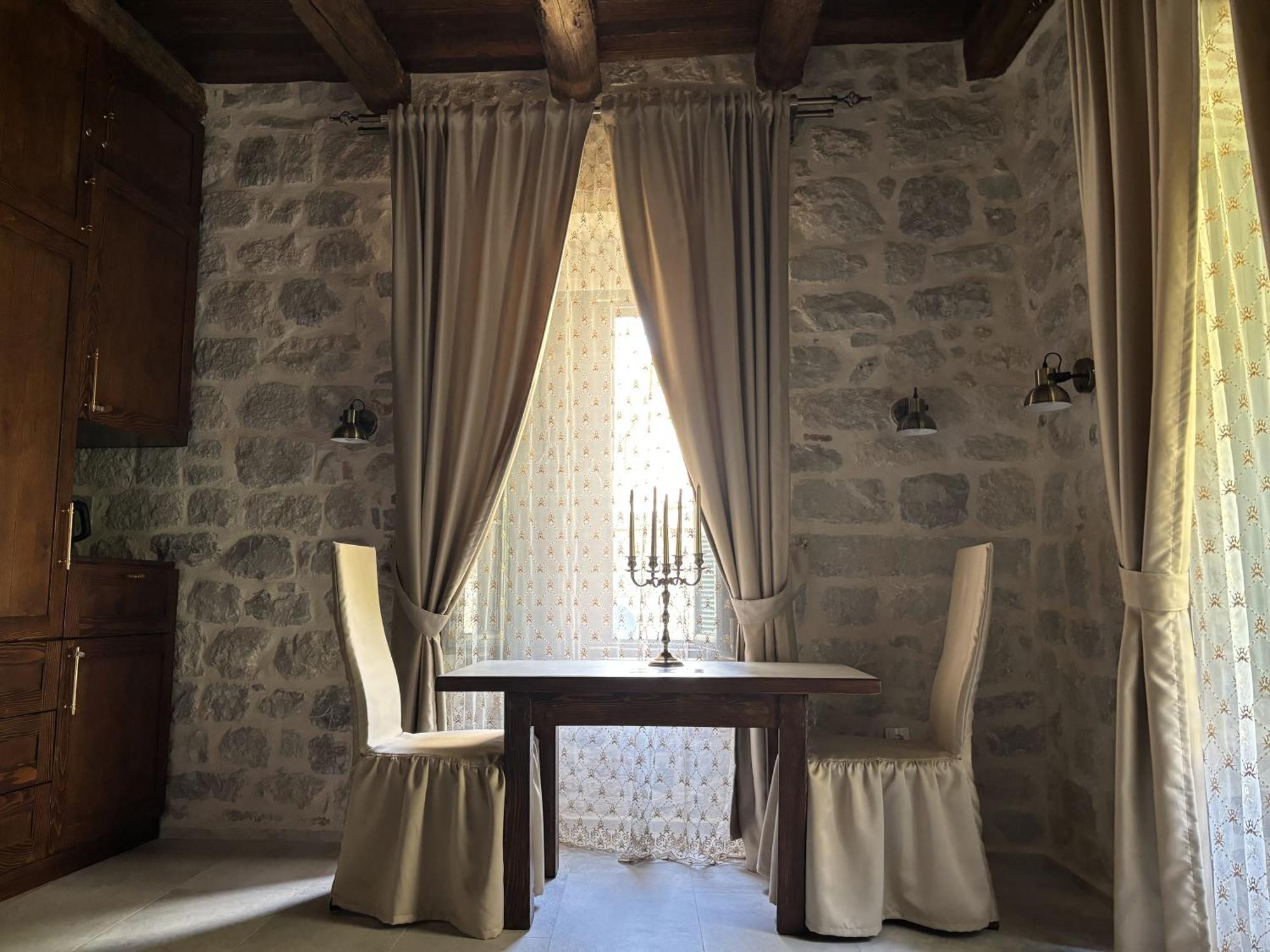 Kazin Supreme Hotel Kotor Exterior photo